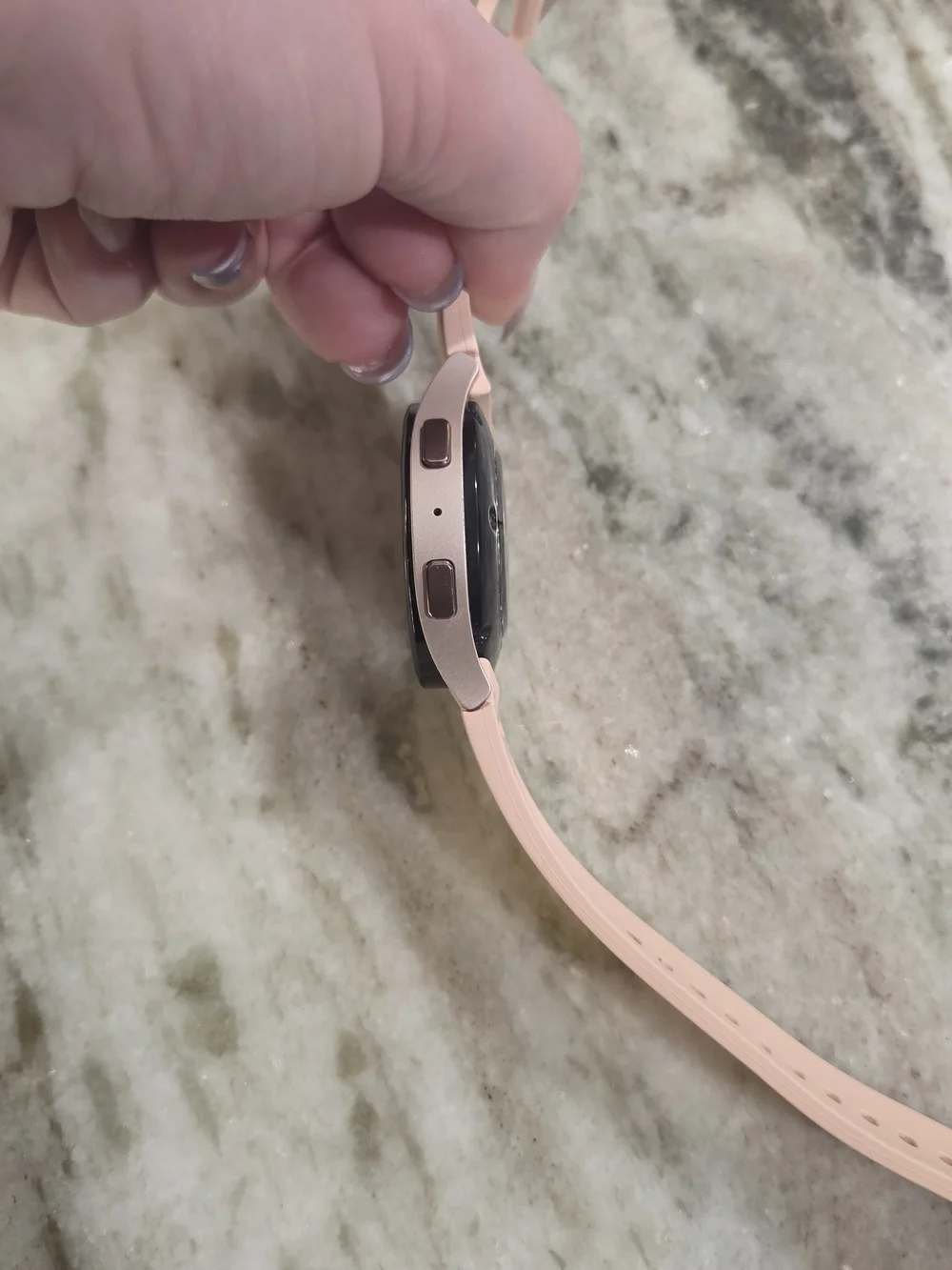 Pink Smartwatch with Silicone Band - Lightweight Wearable